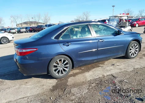 2015 Toyota Camry Xle V6 из США, поврежденный, VIN 4T1BK1FK4FU555886